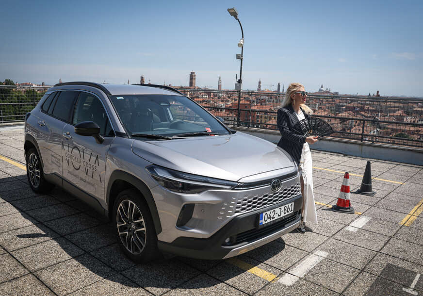 (VIDEO, FOTO) Od Postojnske jame do Venecijanskog bijenala: Testirali smo novu Toyotu Corollu Cross na putu dugom 1.000 kilometara