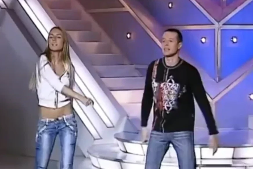 "Došao je kući i rekao majci da ćuti" Jedan od najvećih hitova devedesetih je nastao u gradskom prevozu