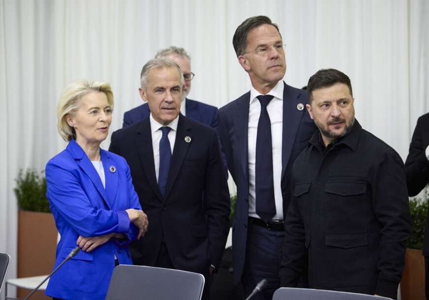 FOTO: PRESIDENTIAL PRESS SERVICE HANDOUT/EPA