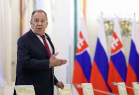 "Pristojni ljudi to ne rade, KIJEV NE ŽELI PREGOVORE" Lavrov odgovorio Zelenskom zbog pisma Putinu