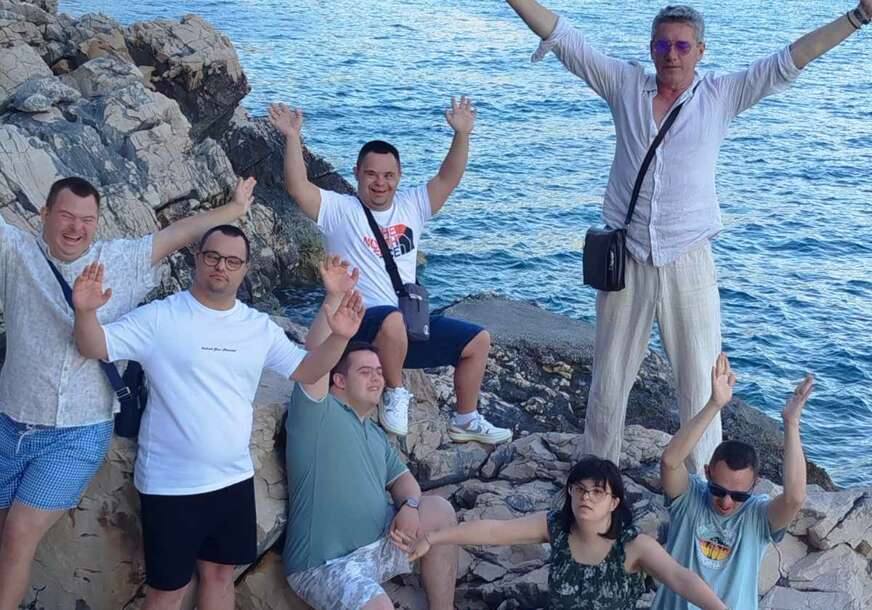 ​NOVI PROZORI U SVIJET KROZ UMJETNOST I SPORT Kako su drugari iz Down Syndrom Centra Banjaluka osvojili Gradac