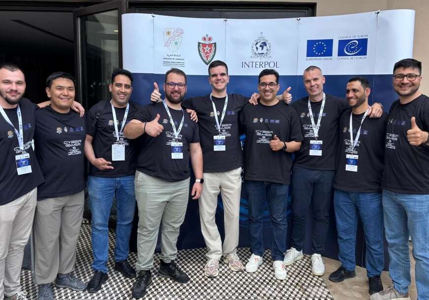(FOTO) Ostvarili izuzetan rezultat: Pripadnici MUP RS osvojili zlatnu medalju na "Cyber Games" u Maroku