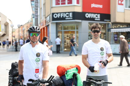 (FOTO) Biciklima od Banjaluke do Soluna: Banjalučani krenuli na humanitarno putovanje sa PLEMENITIM CILJEM