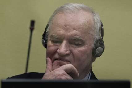 "Nije potvrđen moždani udar" Darko Mladić poručio da je general vraćen u pritvorsku bolnicu