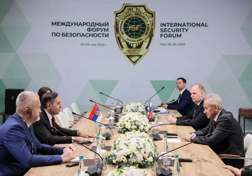 Aleksandar Vulin i Sergej Šojgu