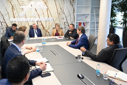 (FOTO) "Fokus strateški saobraćajni pravci" Sastali se predstavnici "Autoputeva Srpske" i Svjetske banke, najviše se pričalo o OVOM PROJEKTU