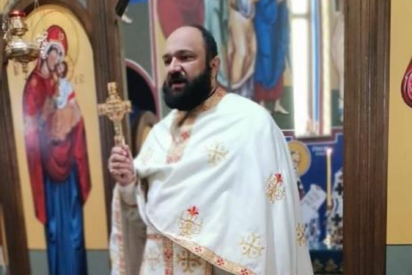 Otac Bojan očitao BRUTALNU LEKCIJU vjernicima "Moliš se Majci Božijoj koja je gledala kako joj ubijaju Sina, a ti joj kmečiš zbog gluposti"