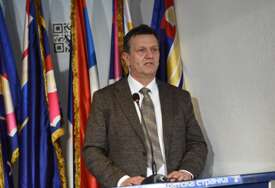SDS i dalje traži FORMULU za nastup na izborima: Da li je Blanuša taktikom „kreni-stani“ prokockao političku priliku?