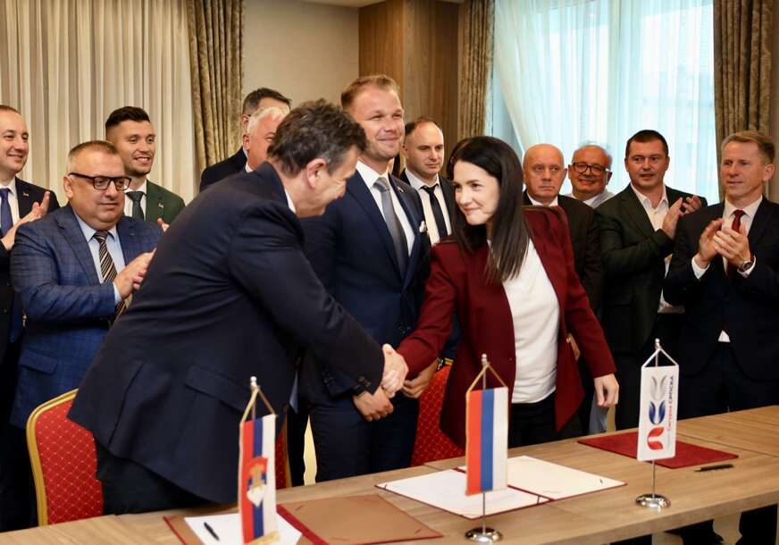 (FOTO) Trivićeva o potpisanom sporazumu „Bili smo INTEGRIŠUĆI FAKTOR opozicije i tako će ostati“
