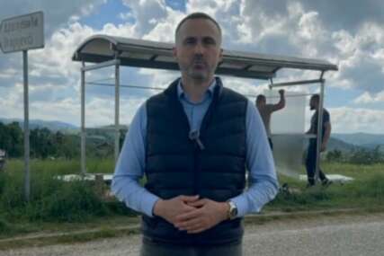 (VIDEO) "Uvijek uz narod" Lolić o postavljanju NOVOG AUTOBUSKOG STAJALIŠTA u Pervanu i praznim pričama