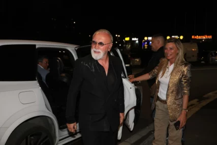 „Hvala što sam se osjećao DOBRODOŠAO“ Oglasio se Dino Merlin nakon najave GRUPNE TUŽBE zbog skandala sa ulaznicama