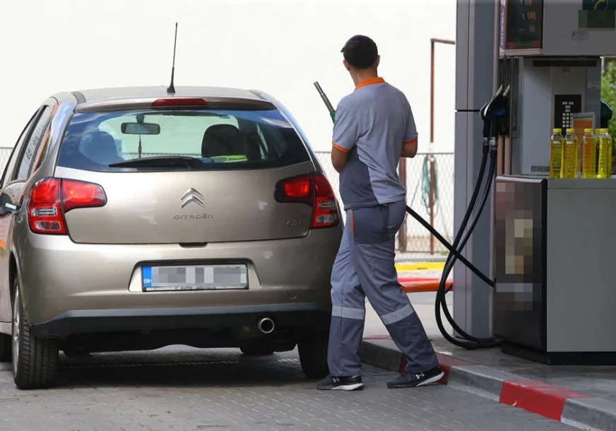 Mjere će važiti narednih 30 dana: Vlada RS produžila odluku o podršci građanima za gorivo