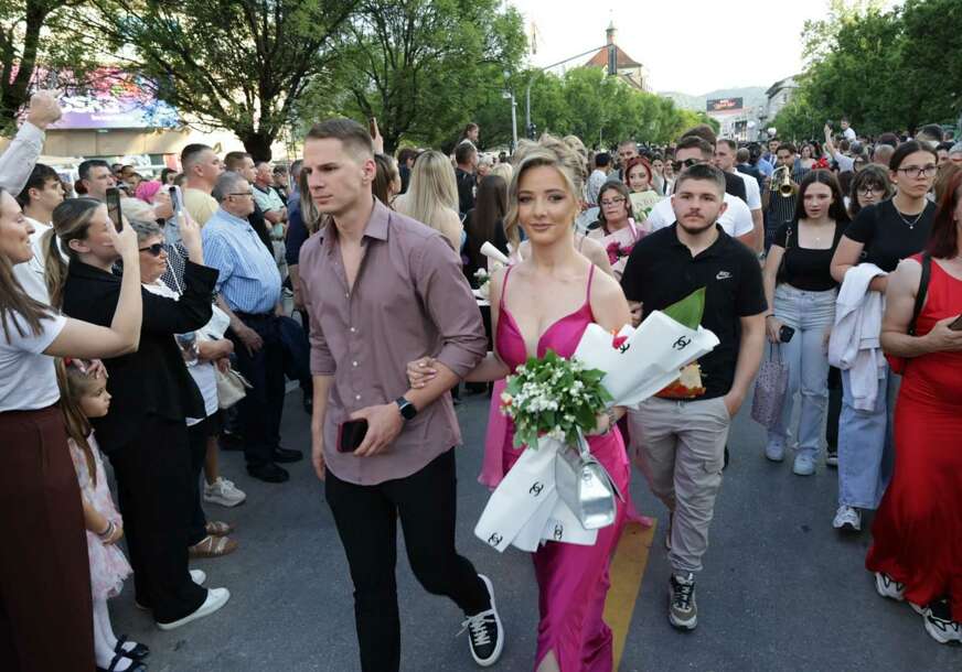Grad i ove godine podržao maturante: Do sada izdvojeno oko 800.000 KM za BESPLATNE MATURE