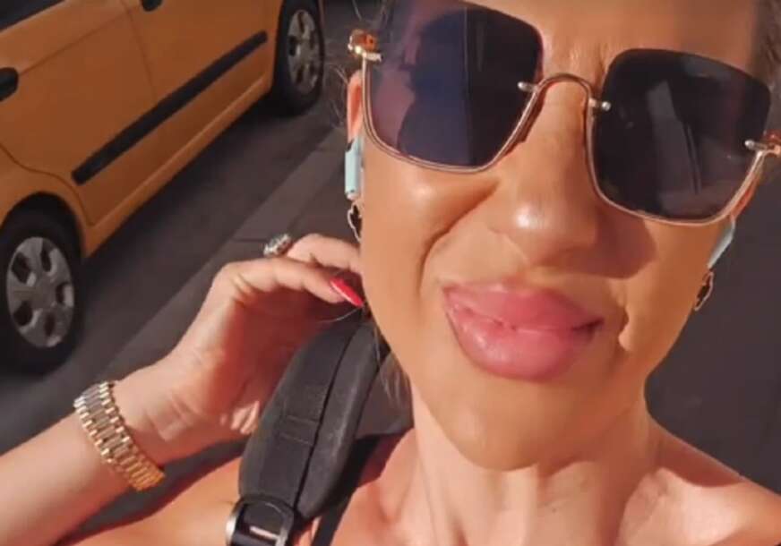 (VIDEO) Ne postoji "običan" izlazak iz kuće: Jovana Jeremić krenula u šetnju, pa se pohvalila skupocjenim SATOM, MINĐUŠAMA I PRSTENOM