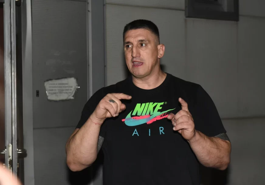 "Mi se trenutno zabavljamo" Kristijan Golubović progovorio o pomirenju sa Kristinom, pa pomenuo i krštenje sinova na Ostrogu