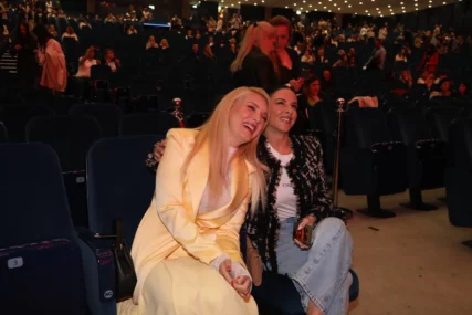 ana sević i nikolina kovač