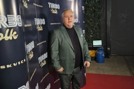 "Nikad nisam išao od stola do stola" Pjevač zaradio bakšiš kao jedan stan u Beogradu