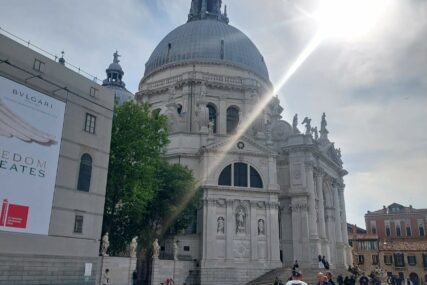 (FOTO) Santa Maria della Salute: Kruna koja vijekovima čuva Veneciju 