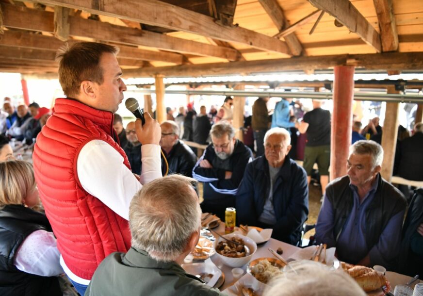 (FOTO) SPS u Tesliću okupio više od 300 članova: Dosljedna borba za prava radnika