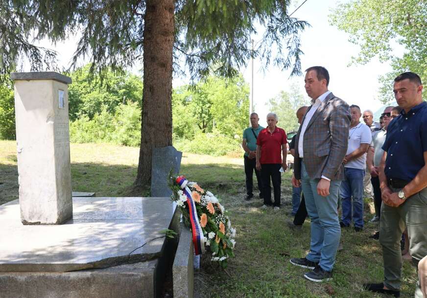 (foto) "Ne zaboravljamo svoj narod u Federaciji BiH" Selak prvi zvaničnik Republike Srpske u posjeti Bojištu