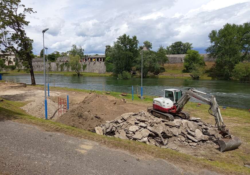 (VIDEO, FOTO) Za šetalište uz Vrbas milioni, a u naseljima "otpadaju točkovi": Šta Banjalučani poručuju Stanivukoviću?