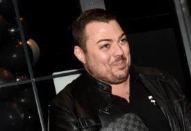 "Ćuti kad se treseš, NE ODLAZI KAD SI NAJSLABIJI" Sloba Vasić nakon izlaska sa psihijatrije poslao snažnu poruku