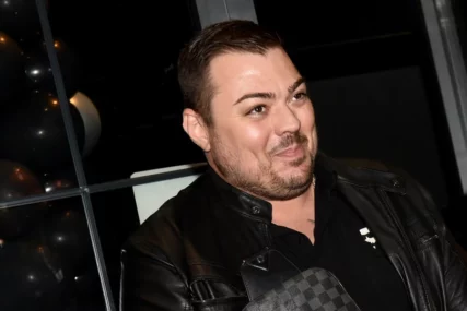 "Zatočeni smo u kući" Sloba Vasić je trenutno na psihijatriji, a jednom prilikom je bio u žiži javnosti kada je dobio JEZIVE PRIJETNJE SMRĆU