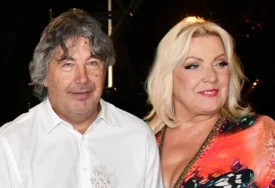 "Pazi šta ovdje radiš, da nas neko ne uslika" Ovako je Vanja Milošević uhvaćen sa bivšom ženom usred tržnog centra, a evo šta je na to rekla Snežana Đurišić