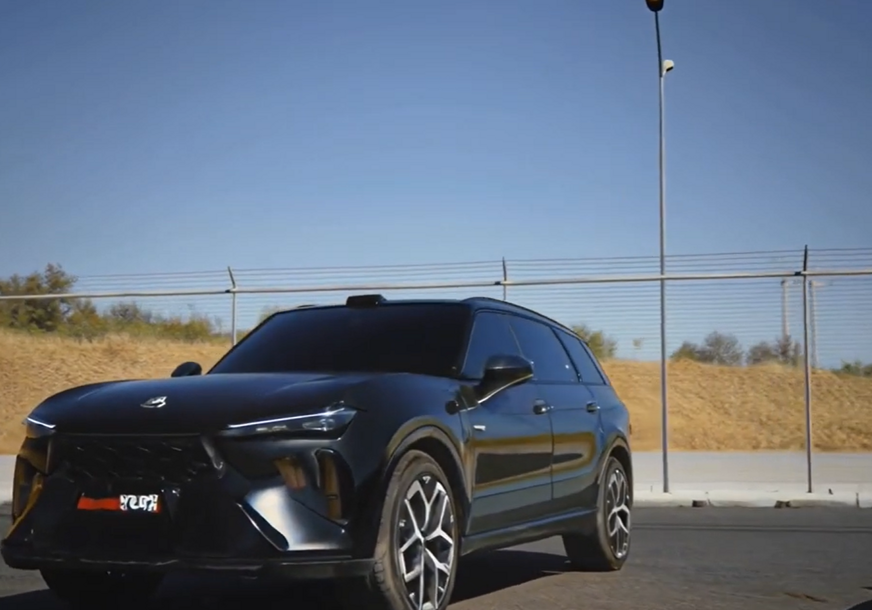 YU9 snimljen na putu: Xiaomi testira novi SUV i više ne krije dizajn