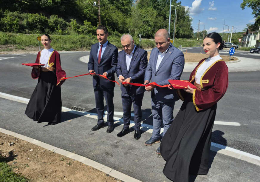 Vrijednost projekta 850.000 KM: Novi kružni tok u Čelincu otvoren za saobraćaj