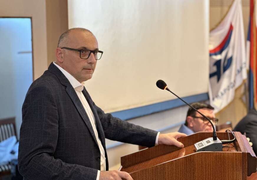 FOTO: USTUPLJENA FOTOGRAFIJA