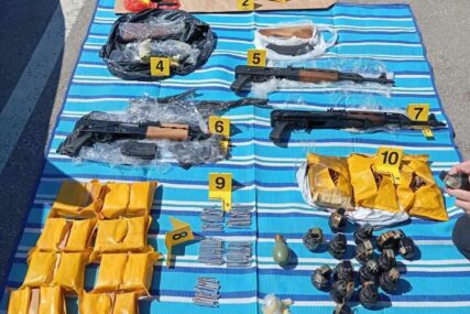 SIPA uhapsila jednu osobu u Banjaluci: Otkrivene 43 RUČNE BOMBE i velika količina oružja