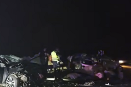 (VIDEO) PORASTAO BROJ ŽRTAVA Preminula još jedna osoba nakon stravičnog udesa, u saobraćajki ČETVORO POGINULIH