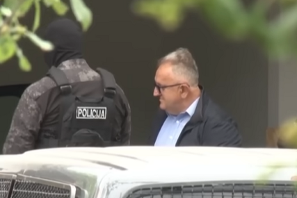 nail jusić