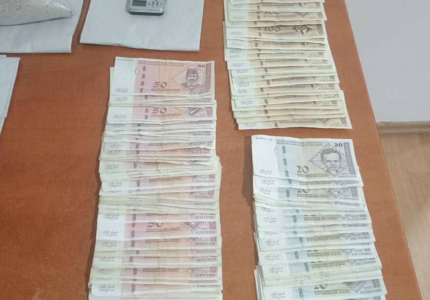 UHAPŠENE DVIJE ŽENE Iskoristile nepažnju domaćina pa mu iz kuće ukrale SAV NOVAC