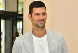 (FOTO) Mjesto nije rezervisano samo za bogate: Novak Đoković godinama dolazi na ovu plažu u Crnoj Gori