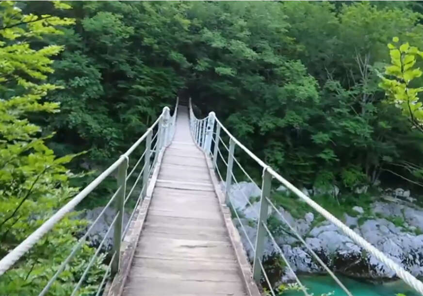 Otac i majka gledali užas: Dječak (8) se spotakao i pao s mosta, ljekari mu se bore za život