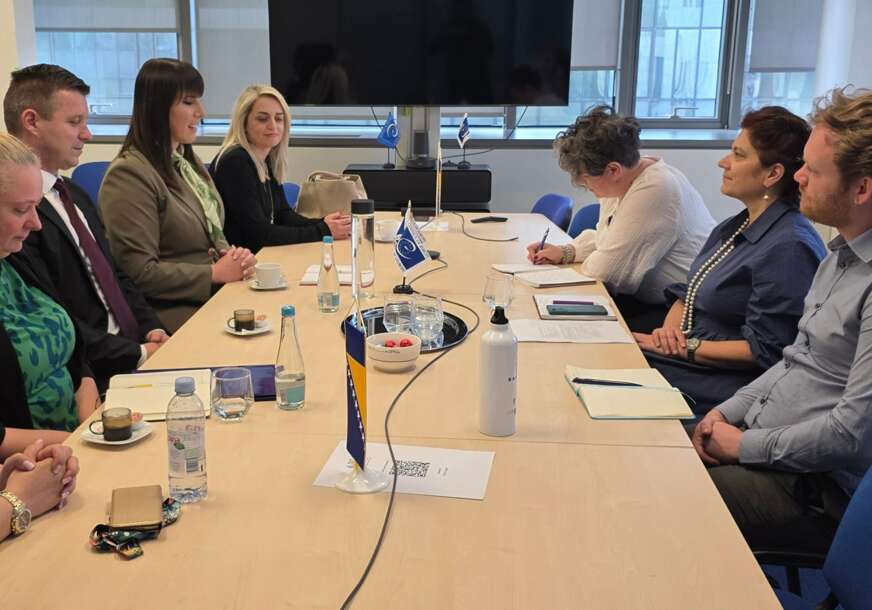 FOTO: USTUPLJENA FOTOGRAFIJA