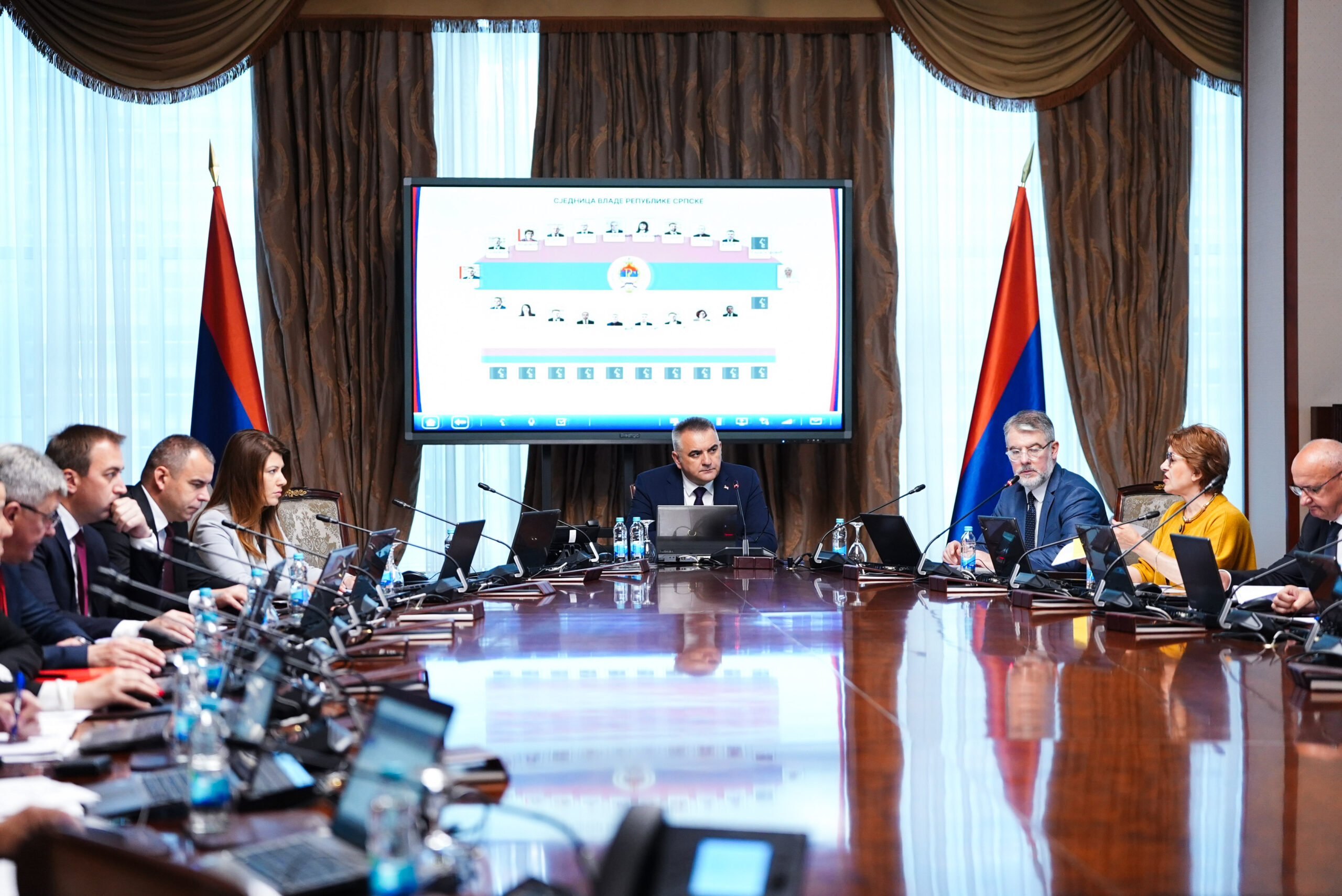 Vlada Republike Srpske traži novih 50 miliona maraka