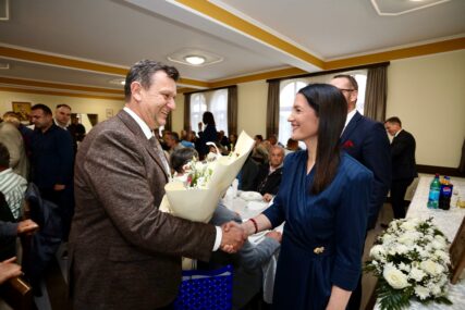 (FOTO) "Na putu pravoslavlja i ljubavi" Narodni front proslavio krsnu slavu, Jelena Trivić poslala snažnu poruku