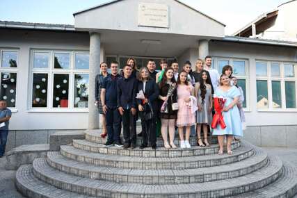 (VIDEO, FOTO) VEČE ZA PAMĆENJE Centar “Zaštiti me” ispratio maturante i zatvorio sezonu matura u Banjaluci