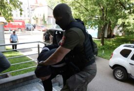 Akcija „Kandidat“: Trojka iz Doboja osumnjičena za zloupotrebe prilikom polaganja vozačkih ispita OSTAJE IZA REŠETAKA