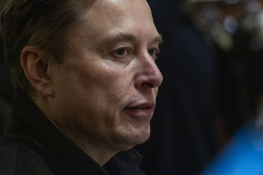 Ilon Mask izgubio status bilionera nakon pada akcija tehnoloških kompanija