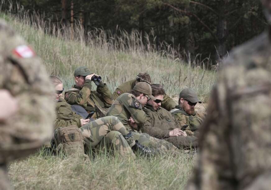 Vojska poslata na istočnu granicu: NATO zemlja proglasila vazdušnu prijetnju, građani dobili HITNO upozorenje