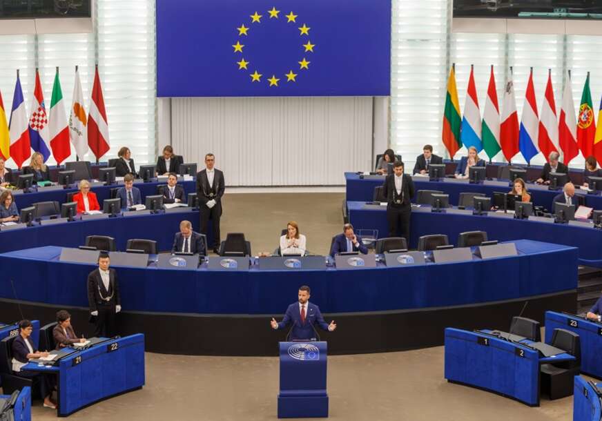 Brisel pokreće isplatu pomoći Kijevu: EU realizuje prvu tranšu kredita od 90 milijardi evra