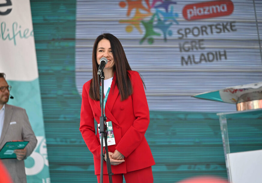 FOTO: USTUPLJENA FOTOGRAFIJA