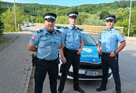 Heroji u uniformi: Banjalučki policajci spriječili muškarca da skoči u Vrbas