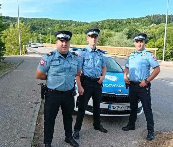 policija