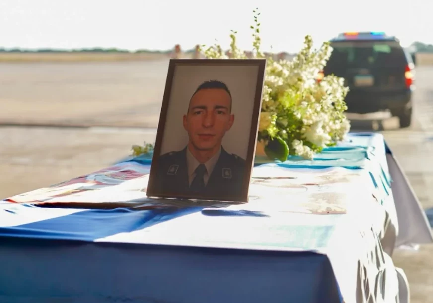(FOTO) Velika tuga: Sahranjen stariji vodnik Milovan Jovanović KOJI JE POGINUO u mirovnoj misiji u Libanu