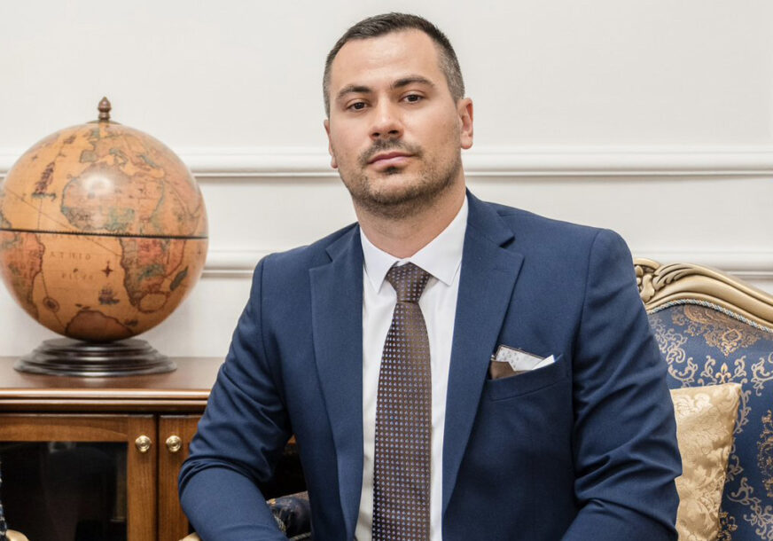 GUBITNIK DANA Aleksandar Milaković